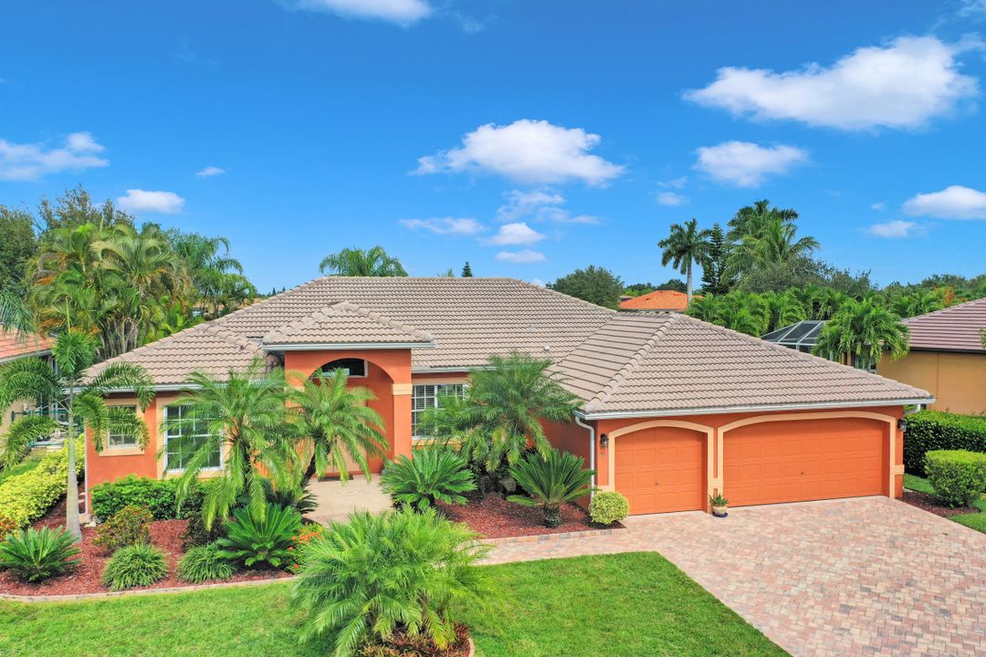 776 Grand Rapids Blvd, Naples, FL 34120