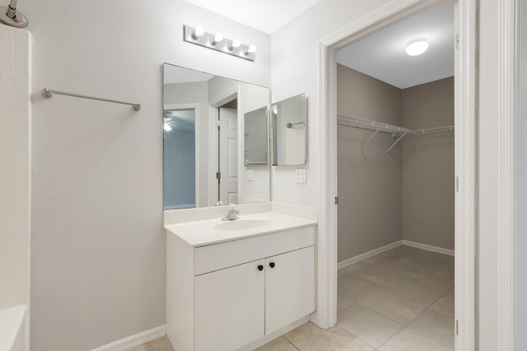 2665 27th Ave NE, Naples, FL 34120