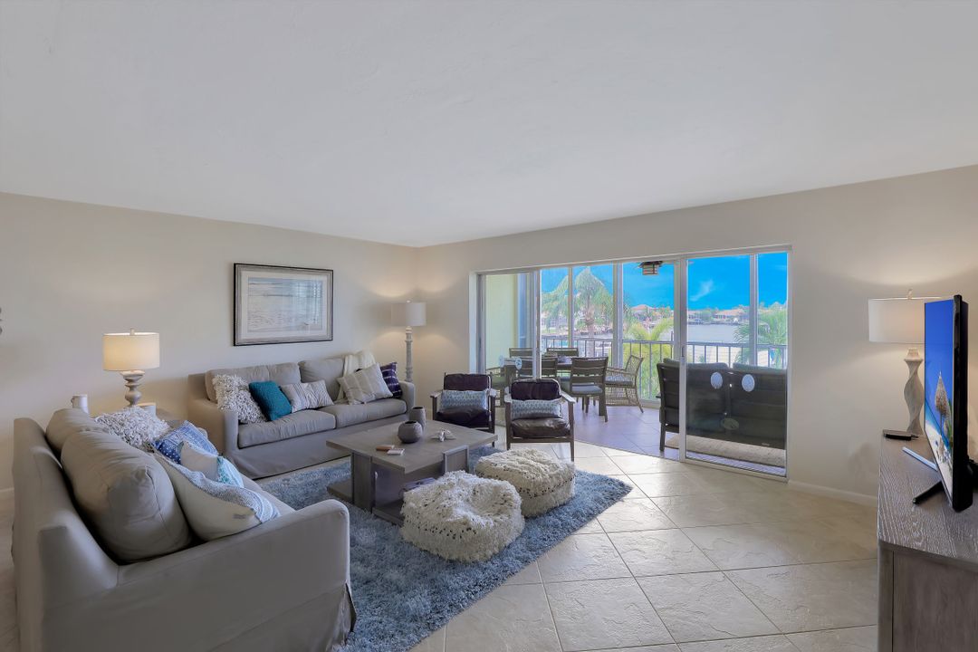 1011 Swallow Ave #305, Marco Island, FL 34145