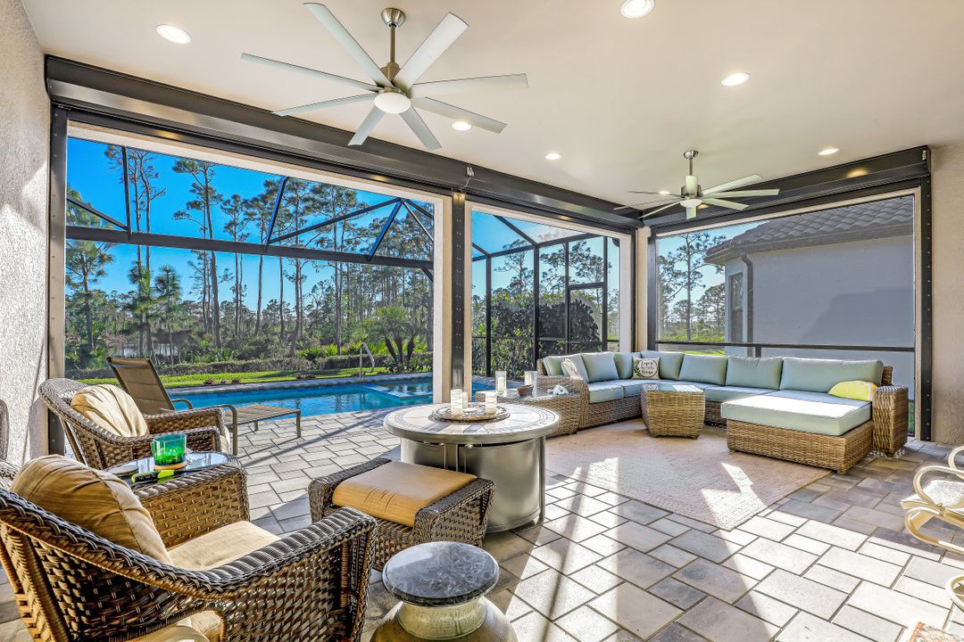 19693 Estero Pointe Ln, Fort Myers, FL 33908