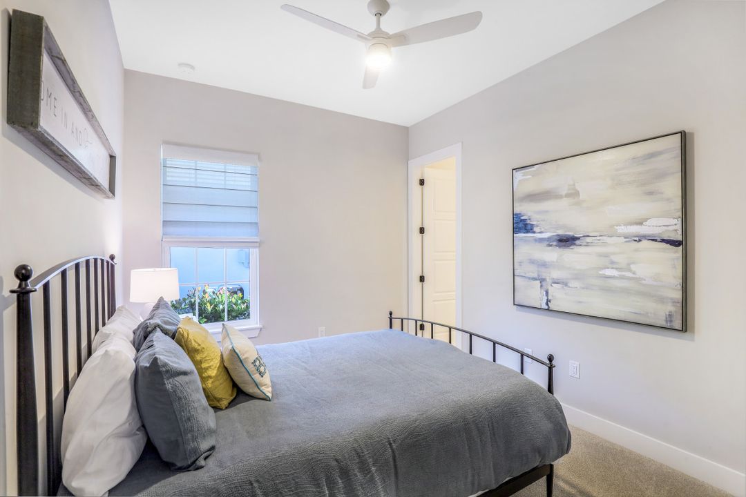 3224 Cotuit Ln, Naples, FL 34114