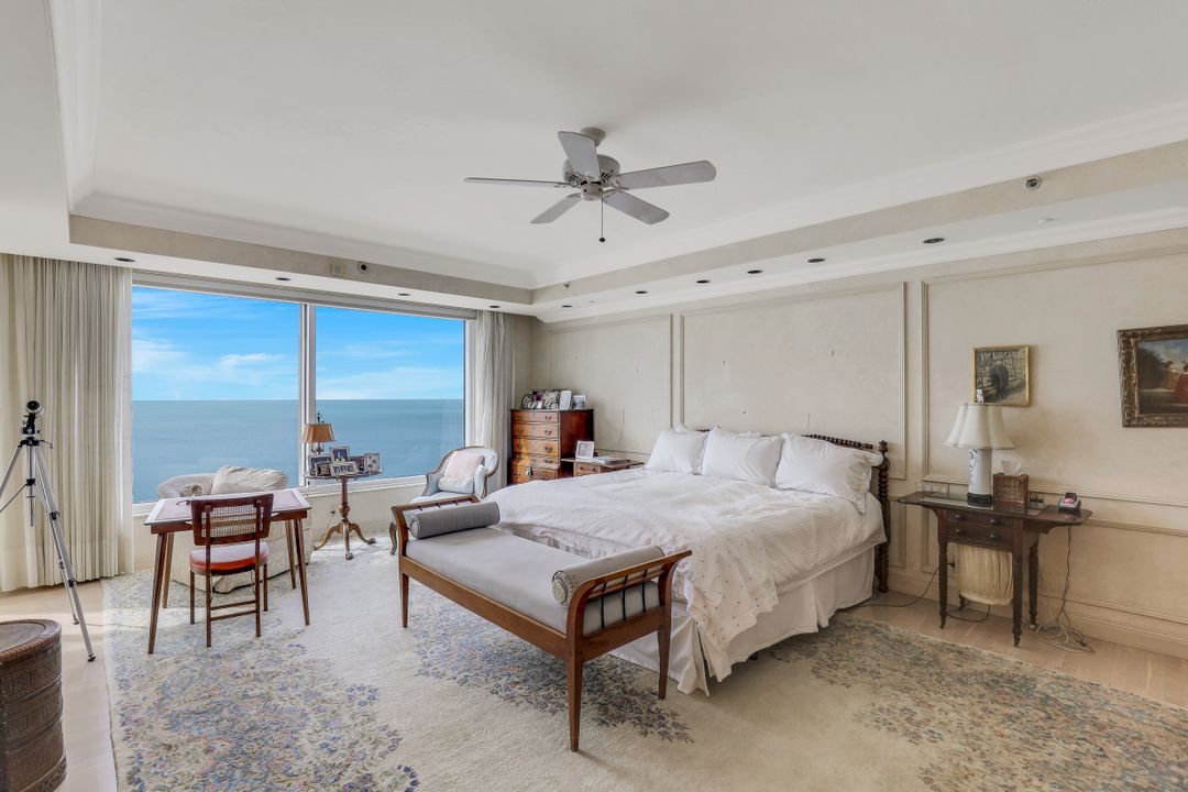 10 Seagate Dr #6S, Naples, FL 34103