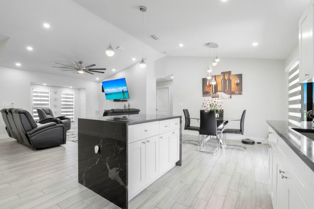 4020 NW 41st Pl, Cape Coral, FL 33993