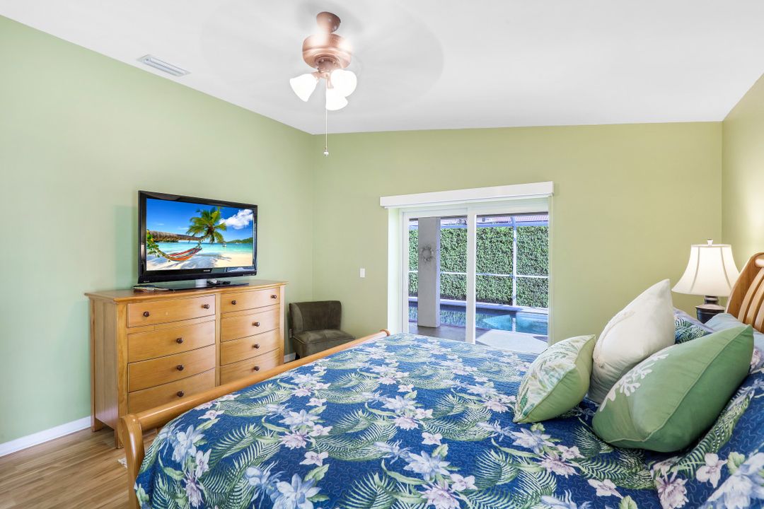 841 Seagrape Dr, Marco Island, FL 34145