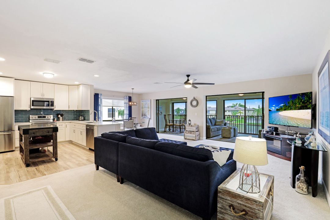 3703 SE 10th Ave, Cape Coral, FL 33904