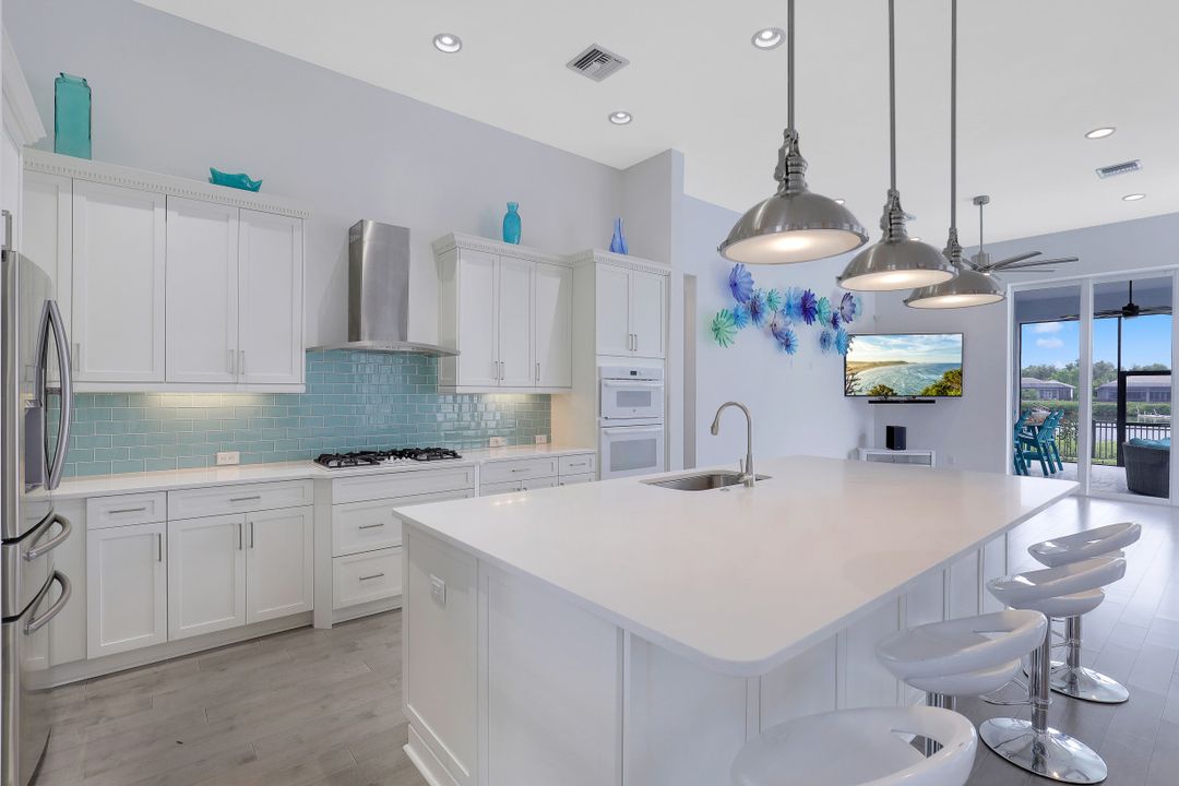 17214 Hidden Estates Cir, Fort Myers, FL 33908