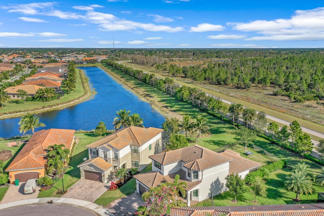 4228 Amelia Wy, Naples, FL 34119