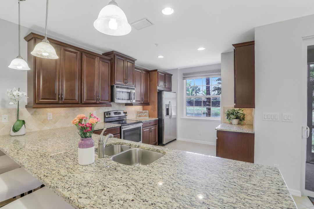 23550 Alamanda Dr #102, Bonita Springs, FL 34135