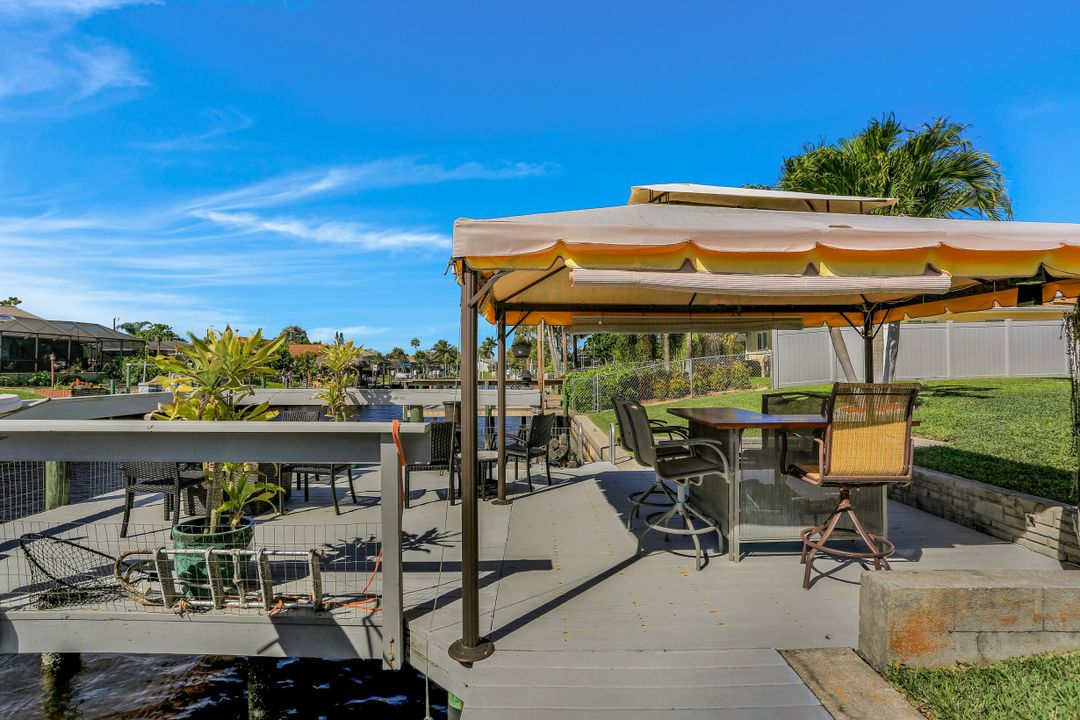 2108 Everest Pkwy, Cape Coral, FL 33904