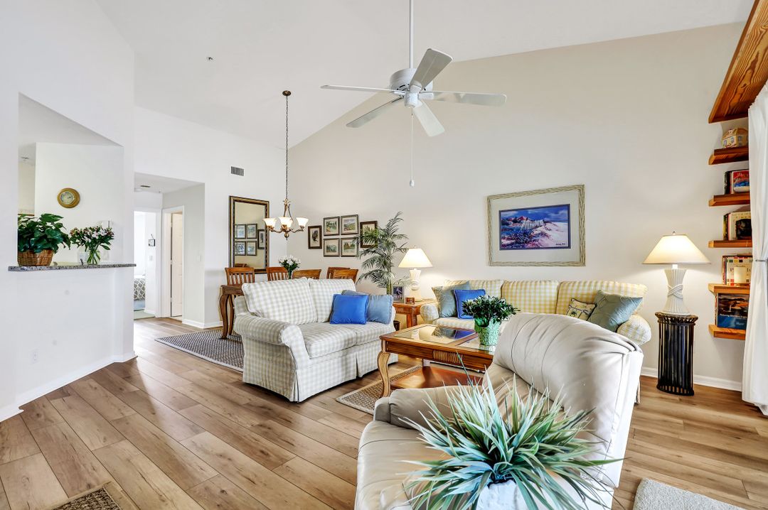 6432 Huntington Lakes Cir #203, Naples, FL 34119