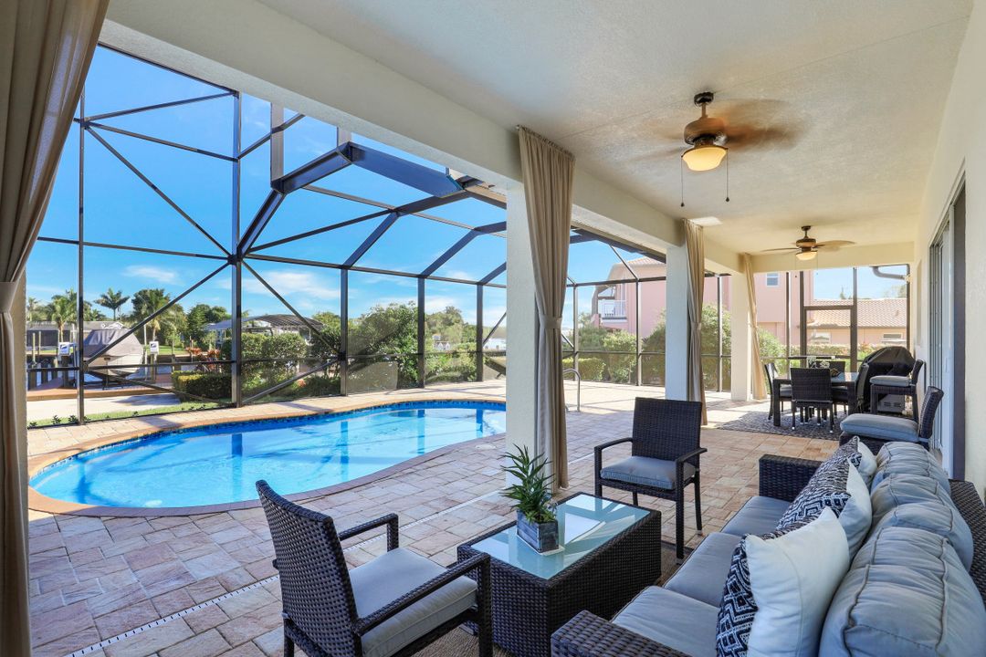 2126 Clubhouse Rd, North Fort Myers, FL 33917