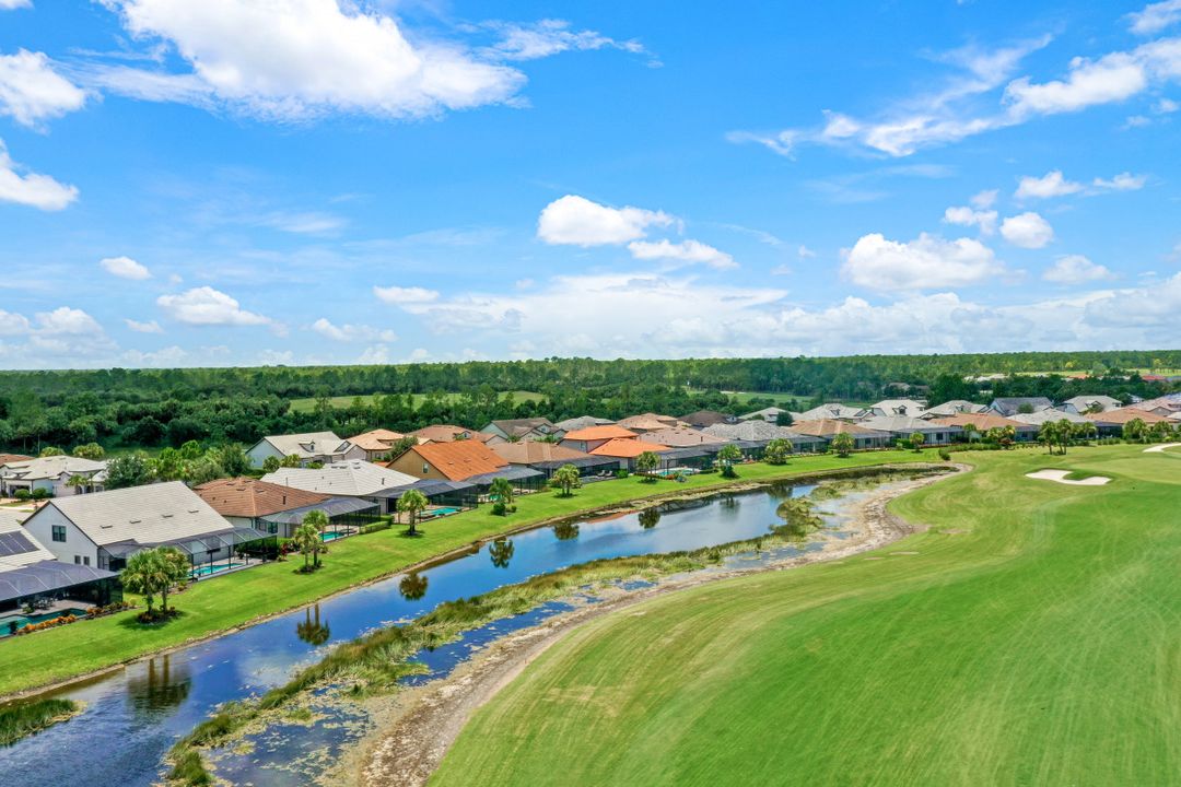 9373 Surfbird Ct, Naples, FL 34120