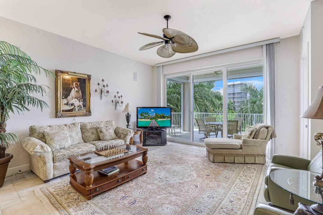 1061 S Collier Blvd #303, Marco Island, FL 34145
