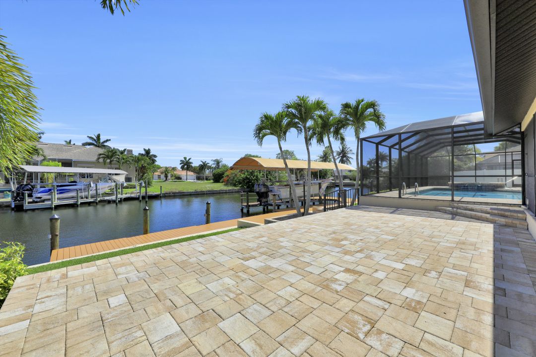 1524 SW 52nd Ln, Cape Coral, FL 33914