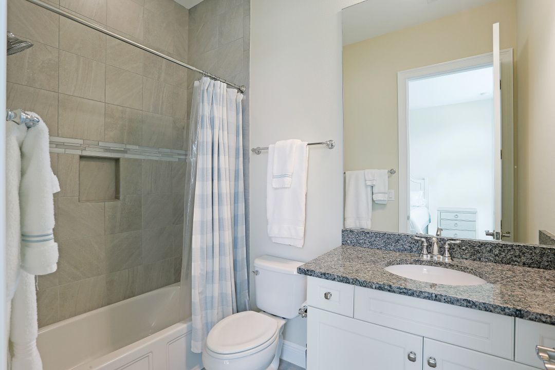 12774 Dundee Ln, Naples, FL 34120