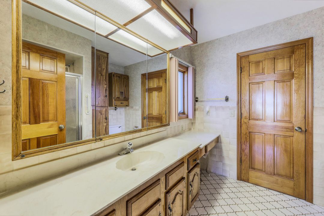 459 Marquesas Ct, Marco Island, FL 34145