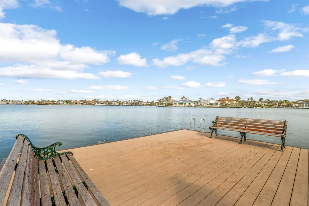 3420 Gulf Shore Blvd N #31, Naples, FL 34103