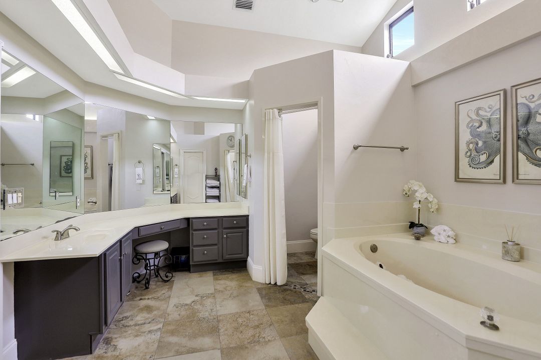 631 Lewis Ct, Marco Island, FL 34145