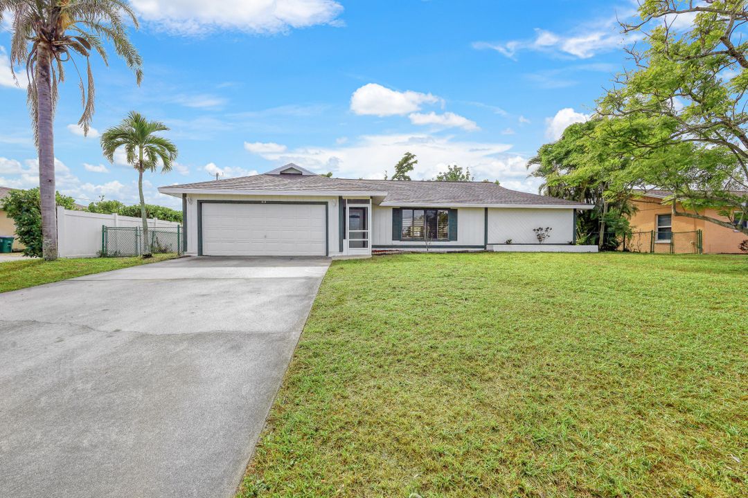 412 Gleason Pkwy, Cape Coral, FL 33914