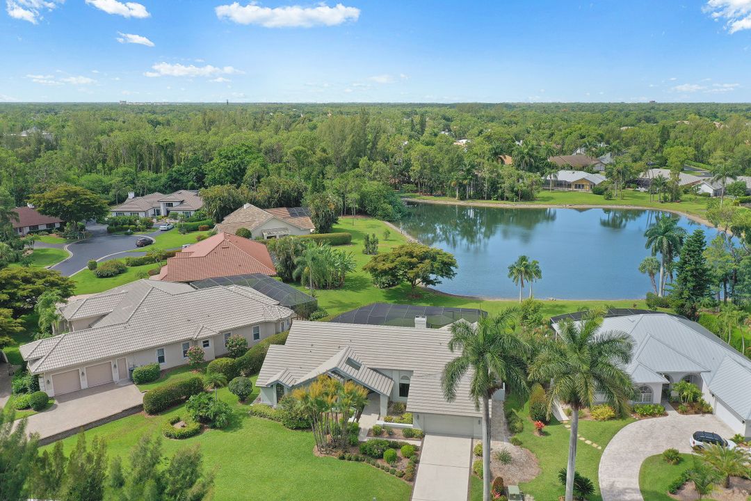 1380 Bald Eagle Dr, Naples, FL 34105