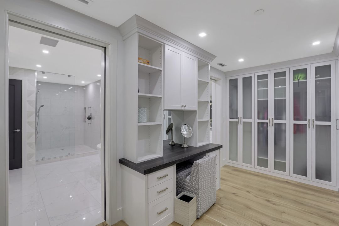 13915 Old Coast Rd #2206, Naples, FL 34110