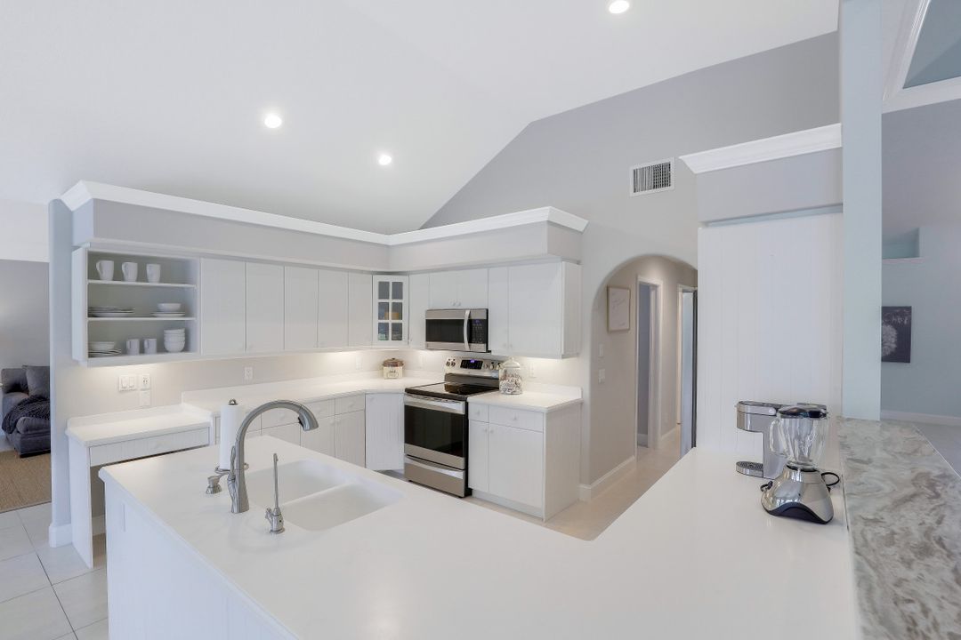 1558 Jamaica Ct, Marco Island, FL 34145