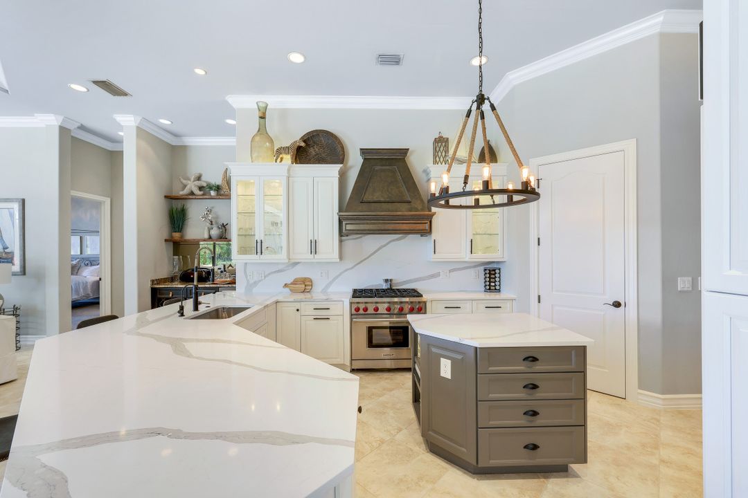 22240 Wood Run Ct, Bonita Springs, FL 34135