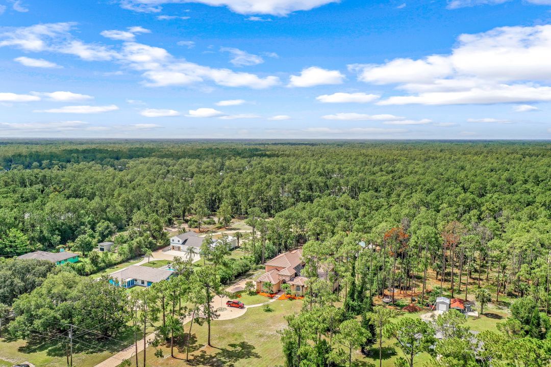 3660 7th Ave NW, Naples, FL 34120