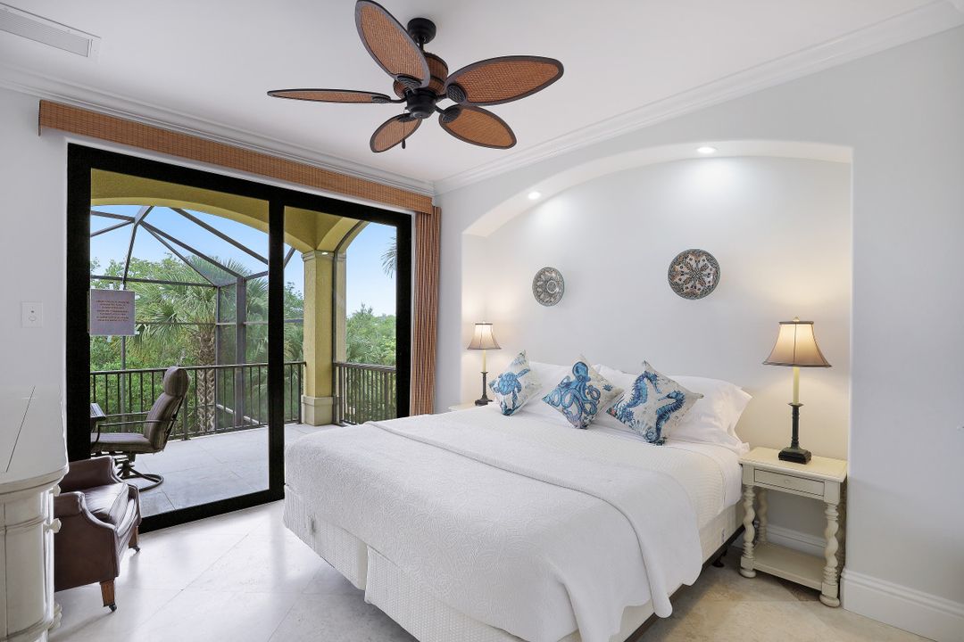 500 Spinnaker Dr, Marco Island, FL 34145