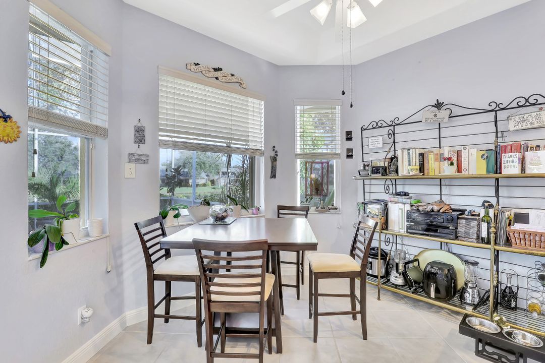 8054 Tauren Ct, Naples, FL 34119