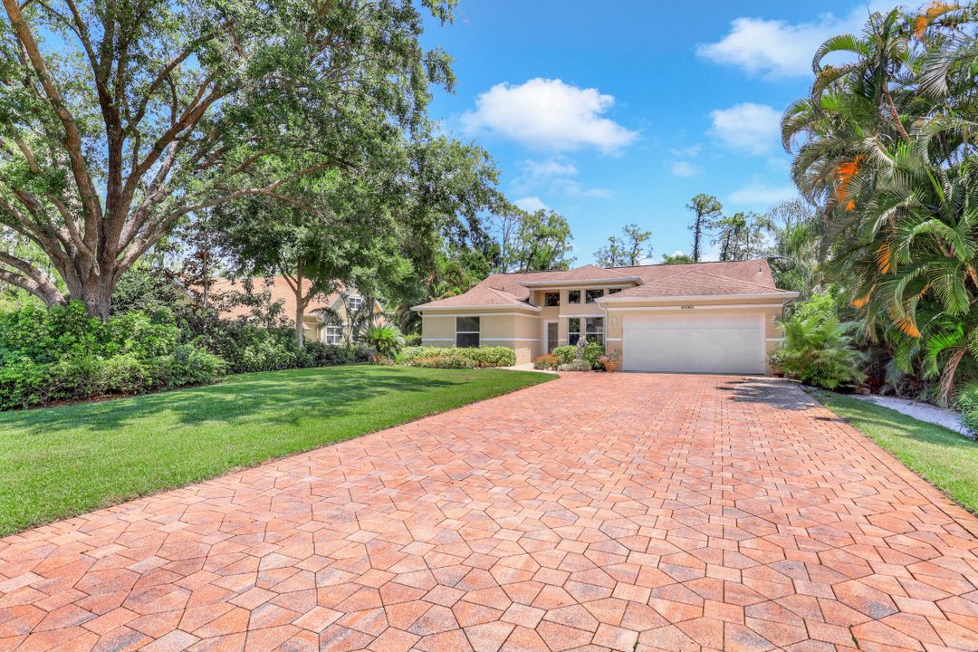 6080 Cypress Hollow Way, Naples, FL 34109