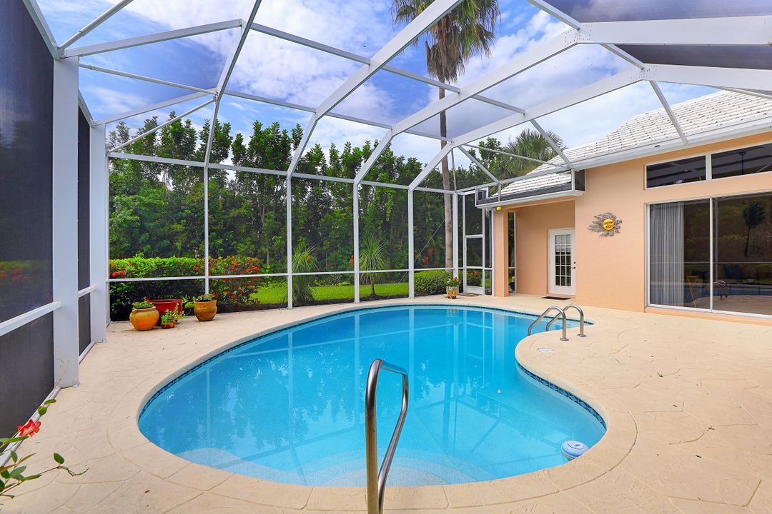 5910 Sonoma Ct, Naples, FL 34119