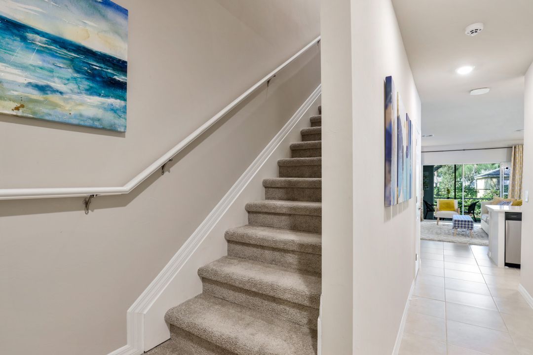 15359 Wildflower Cir, Naples, FL 34119