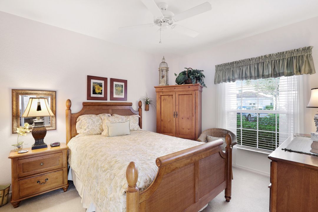 5650 Northboro Dr #101, Naples, FL 34110