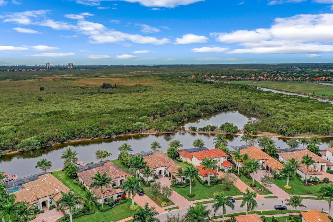 3400 Runaway Ln, Naples, FL 34114