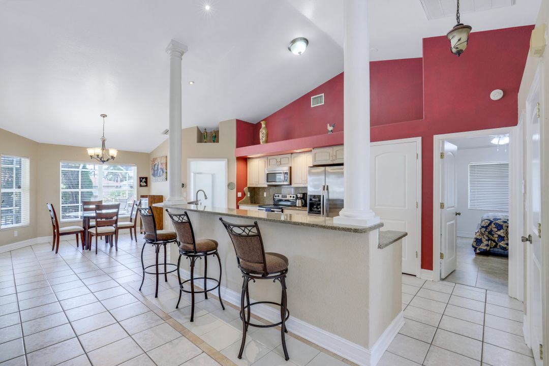 3332 SE 22nd Pl, Cape Coral, FL 33904