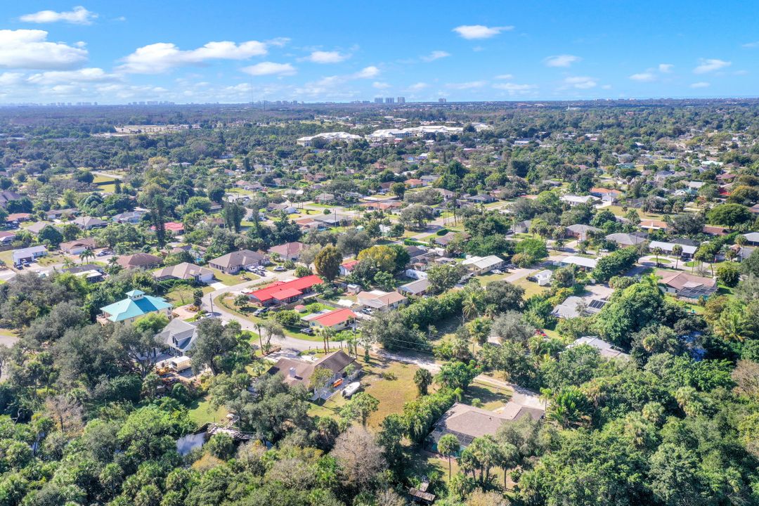 11084 Cherry St, Bonita Springs, FL 34135