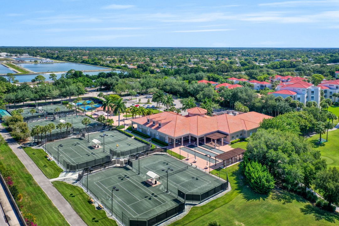 1968 Timarron Way, Naples, FL 34109