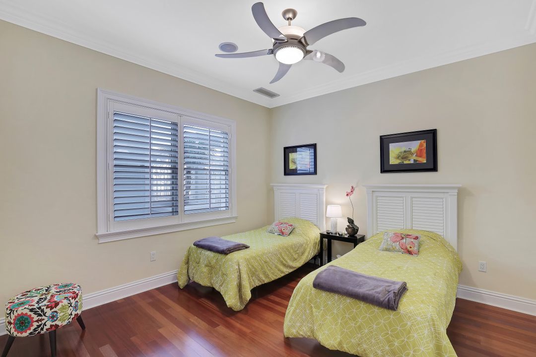 1001 10th Ave S #F3, Naples, FL 34102