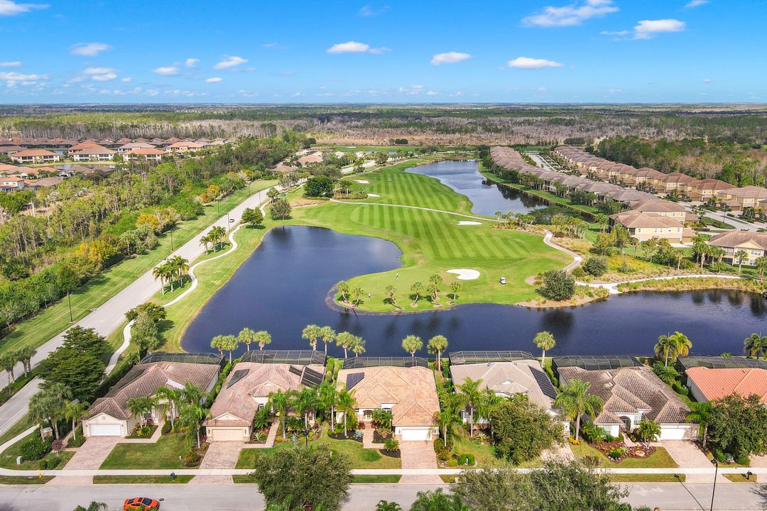 9609 Cobalt Cove Cir, Naples, FL 34120