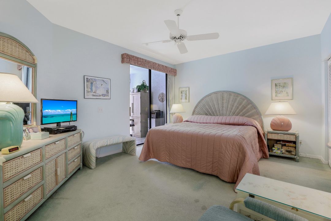 6500 Valen Way #402, Naples, FL 34108