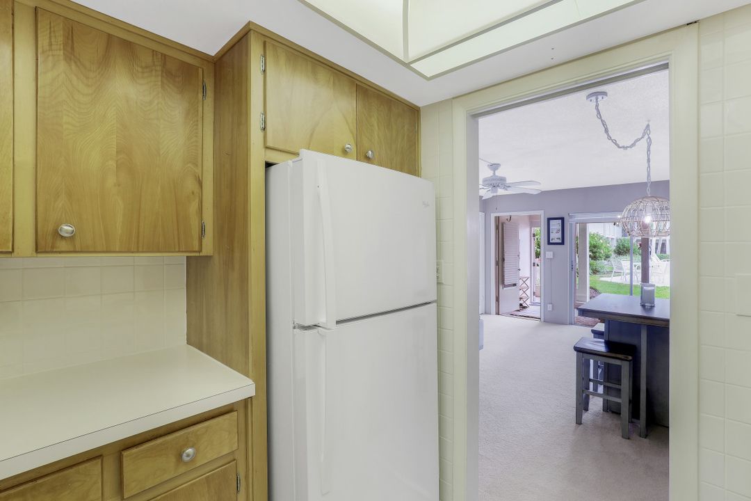 344 Harbour Dr, Naples, FL 34103