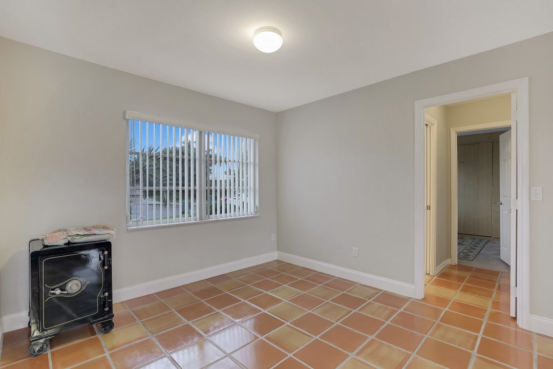 757 Apple Ct, Marco Island, FL 34145