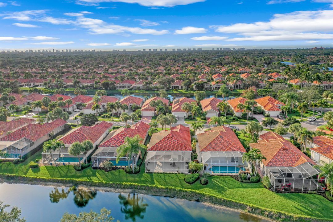 4462 Novato Ct, Naples, FL 34109