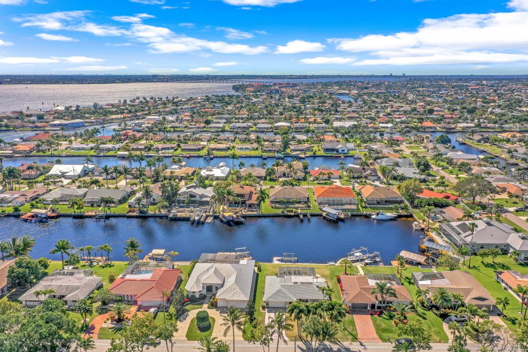 1936 Palaco Grande Pkwy, Cape Coral, FL 33904