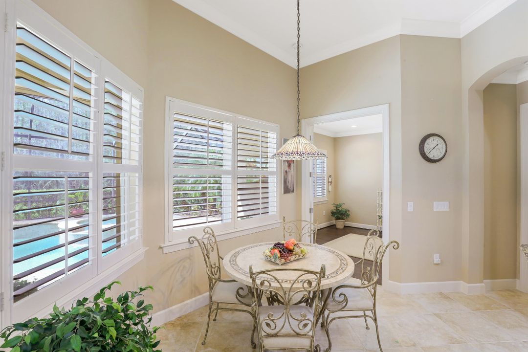 9359 Marble Stone Dr, Naples, FL 34120