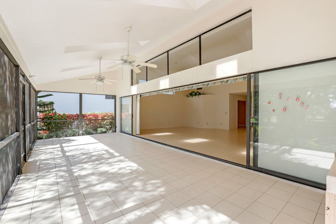 178 Cypress View Dr #C-34, Naples, FL 34113