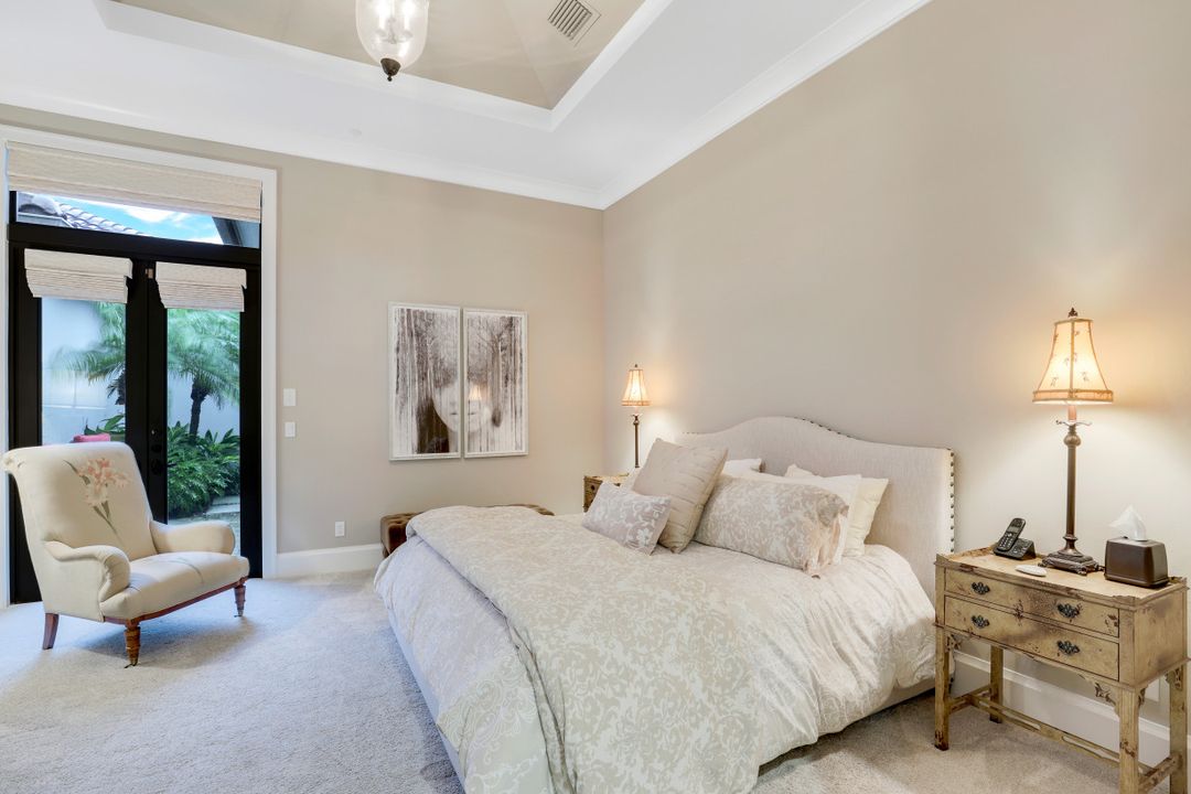 16448 Talis Park Dr, Naples, FL 34110