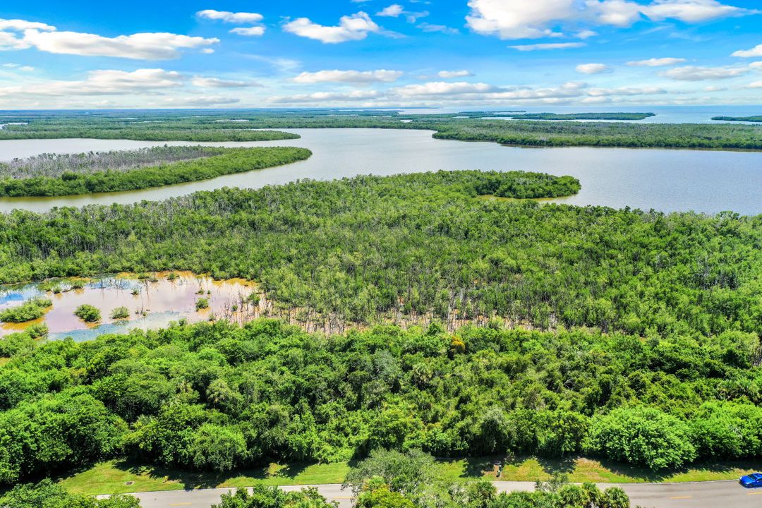 828 Whiskey Creek Dr, Marco Island, FL 34145