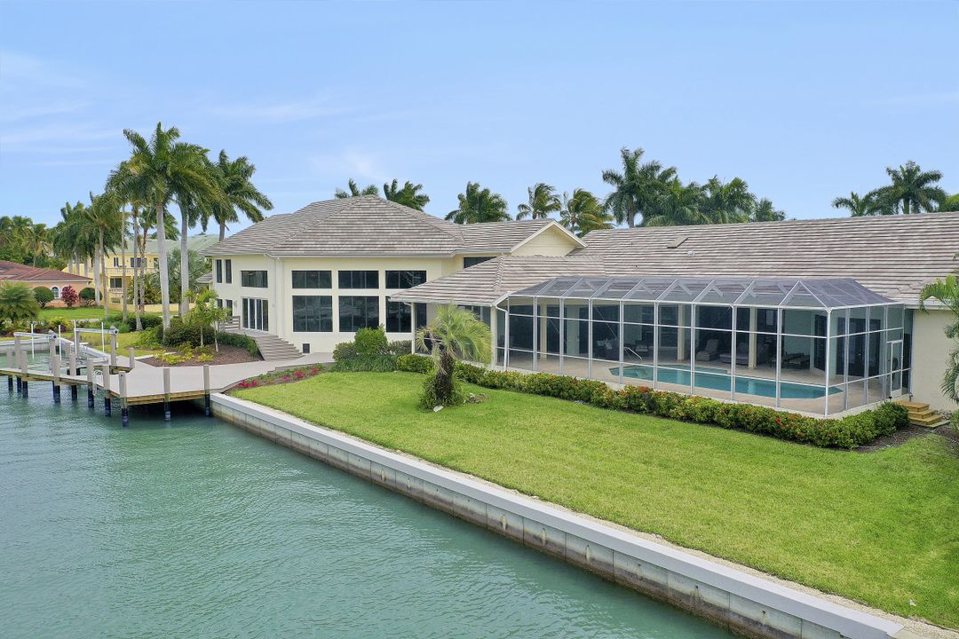 850 Eubanks Ct, Marco Island, FL 34145